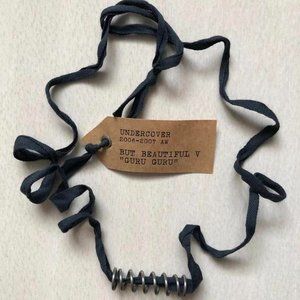 Undercover guruguru spring necklace